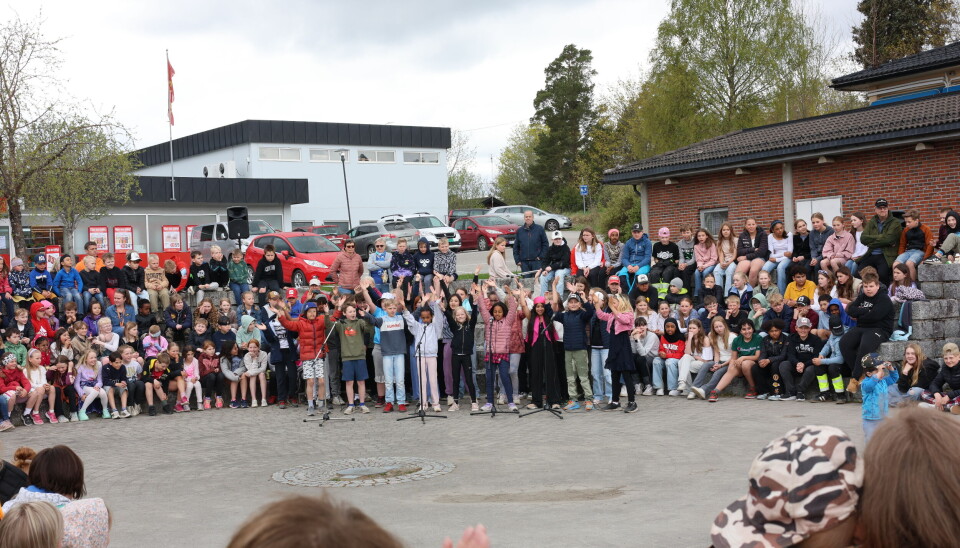 Alle trinnene på Skotterud skole deltok på skolenes sangdag.