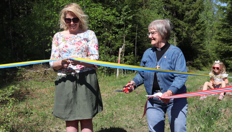 Ordfører Kamilla Thue og Monika Frykselius, Pilgrimsleden Västra Värmland.