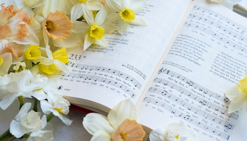 Pinse feires 50 dager etter påske og ti dager etter Kristi himmelfart. Høytiden markerer at Den hellige ånd ble sendt til disiplene.