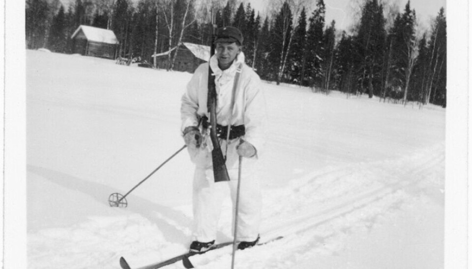 18 år gammel deltok Allan Mann som frivillig i den finske vinterkrigen. Da krigen mellom Sovjetunionen og Finland var over, og han var på vei hjem til Töreboda, kom nyheten om at tyske styrker hadde invadert Norge.