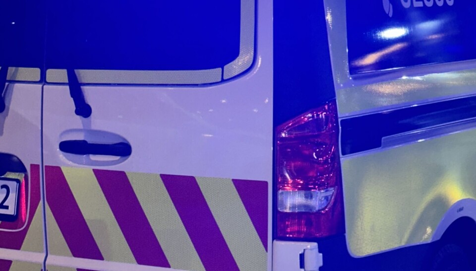 Trafikkulykke mellom to personbiler