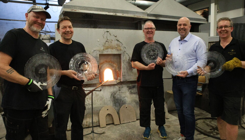 Magnor glassverk er veldig fornøyd med at de har fått oppgaven om å levere premiene til Birken.