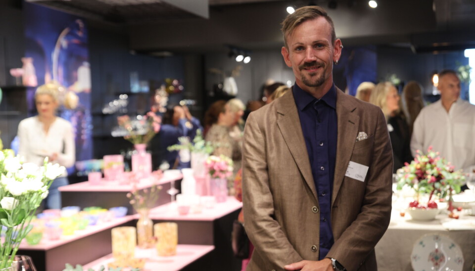 Fred Lund har i et halvt år vært driftsleder hos Magnor Glassverk. En jobb han stortrives i.