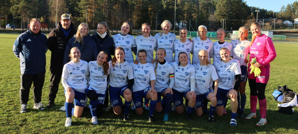 Stor jubel og seriesølv til fotballdamene