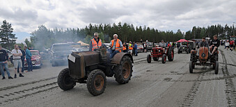 Bil-, traktor- og maskinfest for tusener
