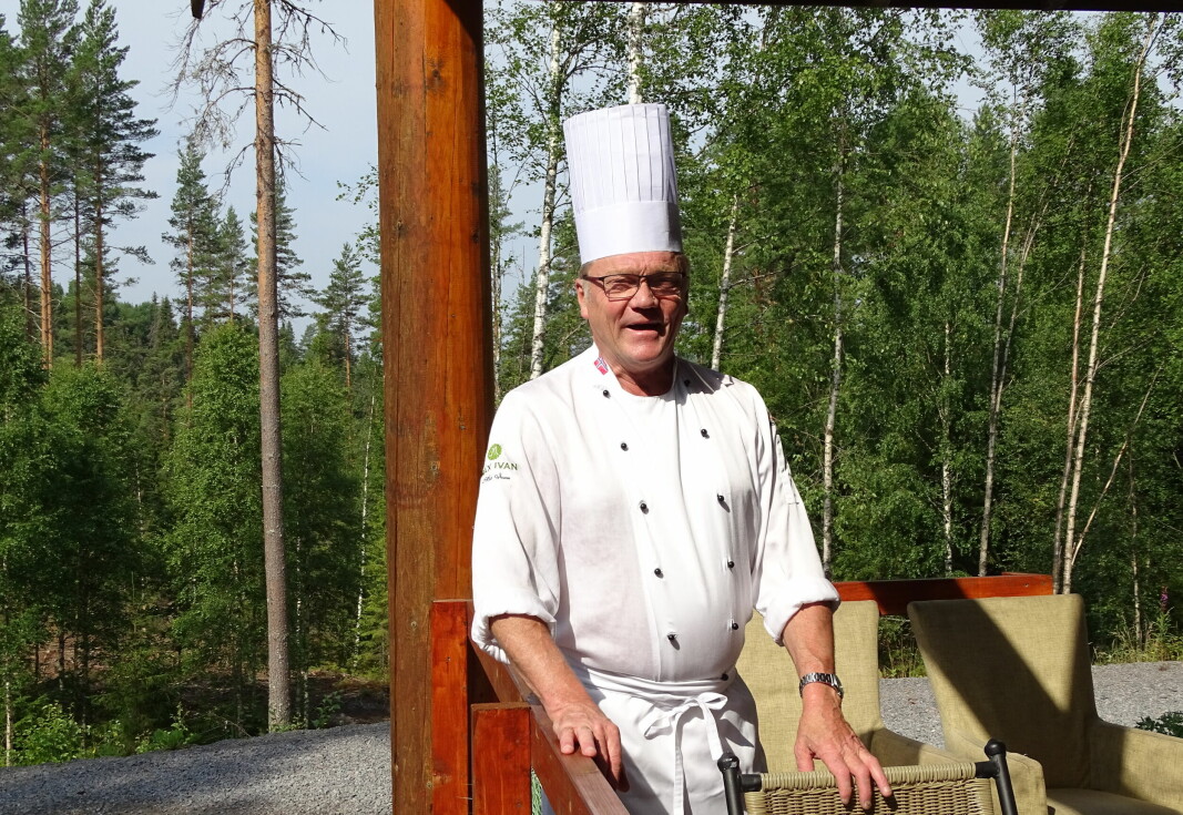 Max Ivan Lindkjølen jobber mye og gjerne. Og i hjernen kverner planene om en kokebok.