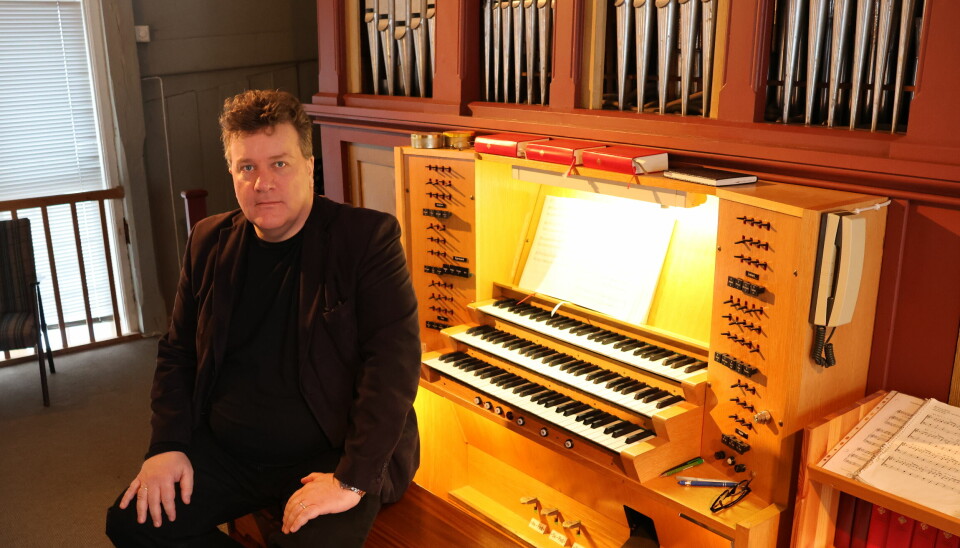 Lars Alexander Menonides er kantor i Eidskog, og dirigent for Eidskog Vocalis.