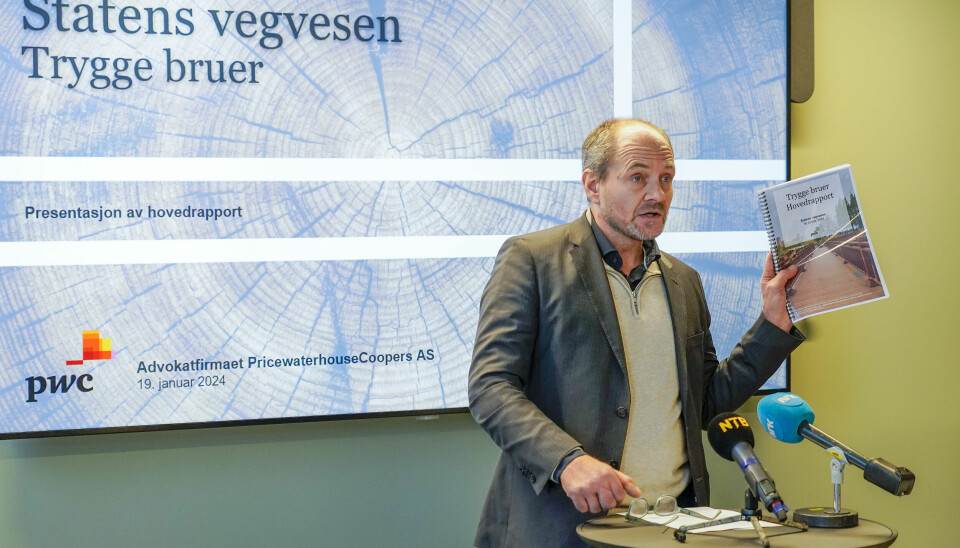 Direktør Stig Rune Johnsen i PwCs granskningsenhet la fredag fram sin rapport som Statens vegvesen bestilte om Tretten bru.